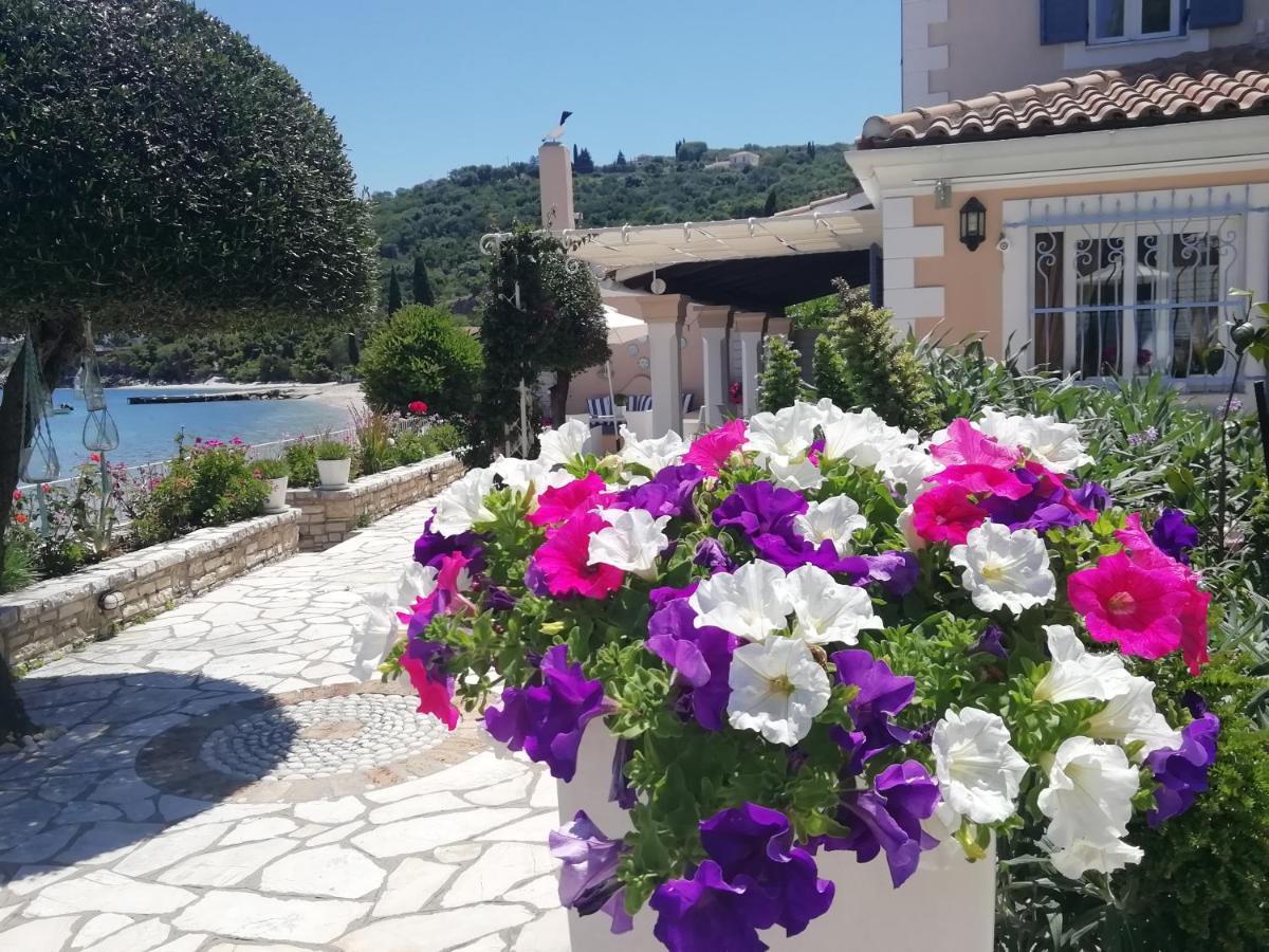 Imerolia Beach Villa Kassiopi Corfu Zewnętrze zdjęcie
