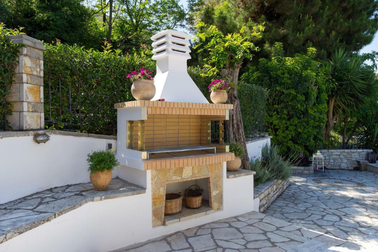 Imerolia Beach Villa Kassiopi Corfu Zewnętrze zdjęcie